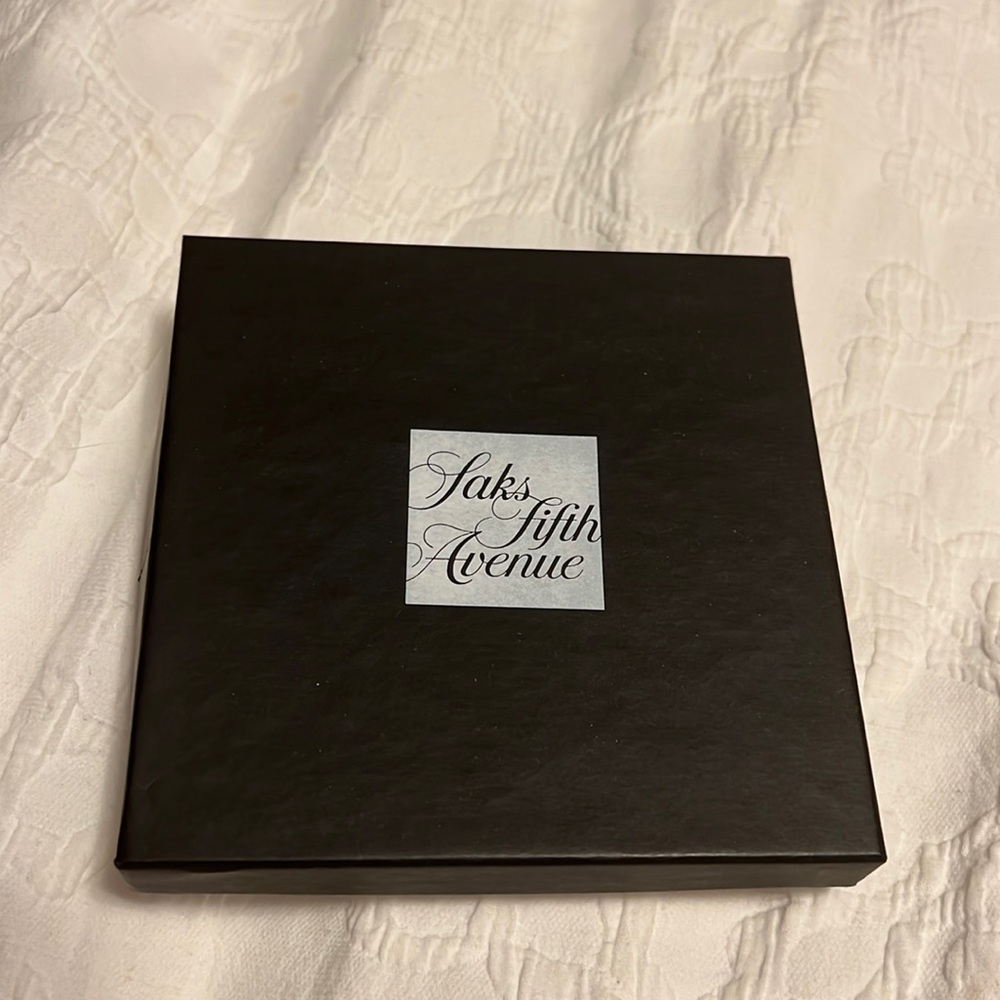 Saks fifth avenue box